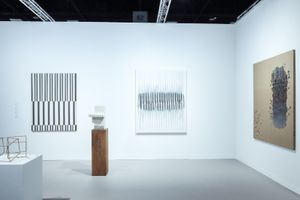 [Tina Kim Gallery][0], Art Basel in Miami Beach (30 November–4 December 2021). Courtesy Ocula. Photo: Charles Roussel.


[0]: https://ocula.com/art-galleries/tina-kim-gallery/